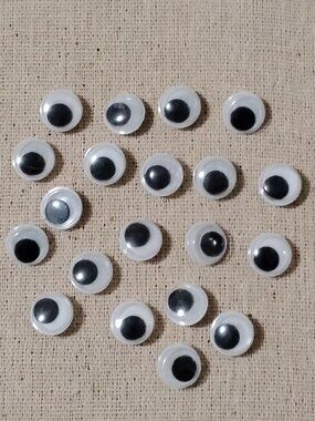 20 Pcs Google Eyes Fun Decorative Photo Display Memo Bulletin Board Push Pins